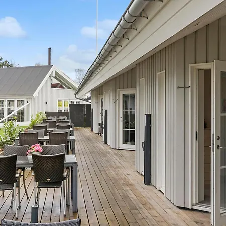 Stunning In Vaeggerlose